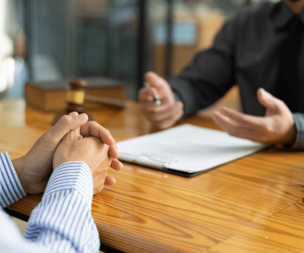 Revisão de taxa de juros de veículos